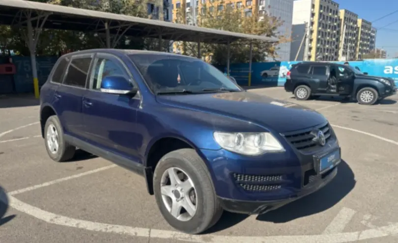 Volkswagen Touareg 2007 года за 4 590 000 тг. в Алматы фото 2