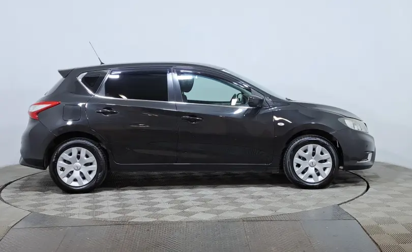 Nissan Tiida 2015 года за 5 590 000 тг. в Астана фото 4