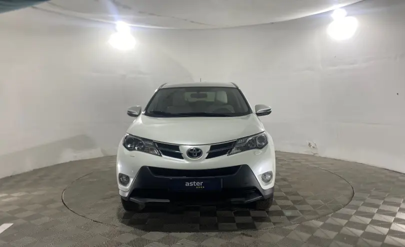 Toyota RAV4 2015 года за 10 190 000 тг. в Павлодар фото 2