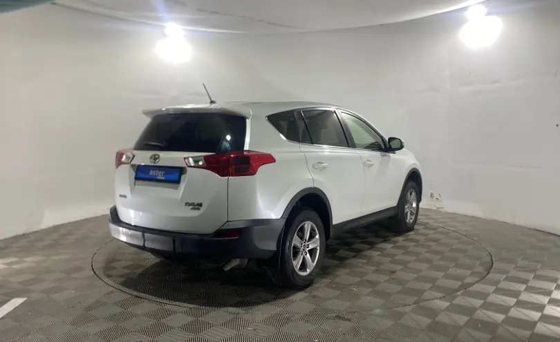 Toyota RAV4 2015 года за 10 190 000 тг. в Павлодар фото 5