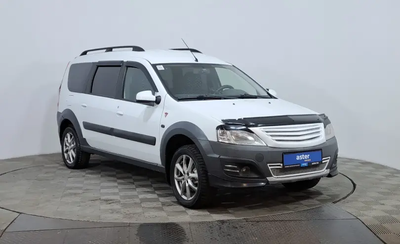 LADA (ВАЗ) Largus Cross 2017 года за 3 990 000 тг. в Астана фото 3