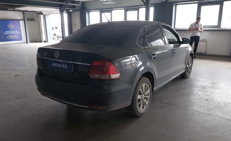 Volkswagen Polo 2015 года за 4 590 000 тг. в Астана фото 3