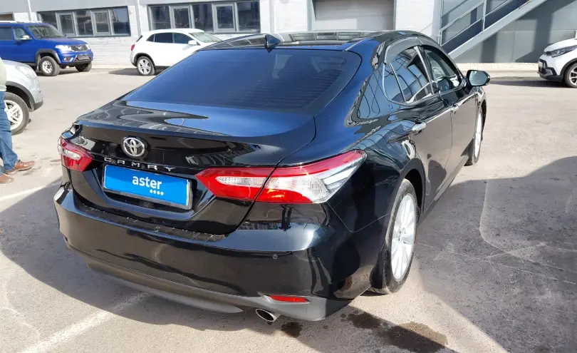 Toyota Camry 2019 года за 11 990 000 тг. в Астана фото 3