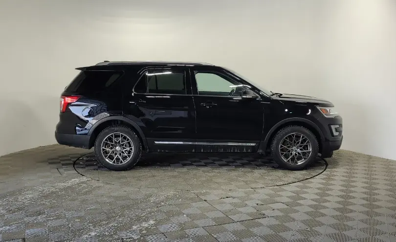 Ford Explorer 2016 года за 9 790 000 тг. в Алматы фото 4