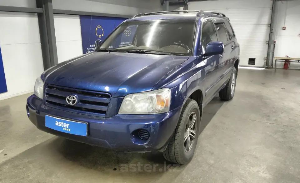Toyota Highlander 2004 года за 5 490 000 тг. в Астана