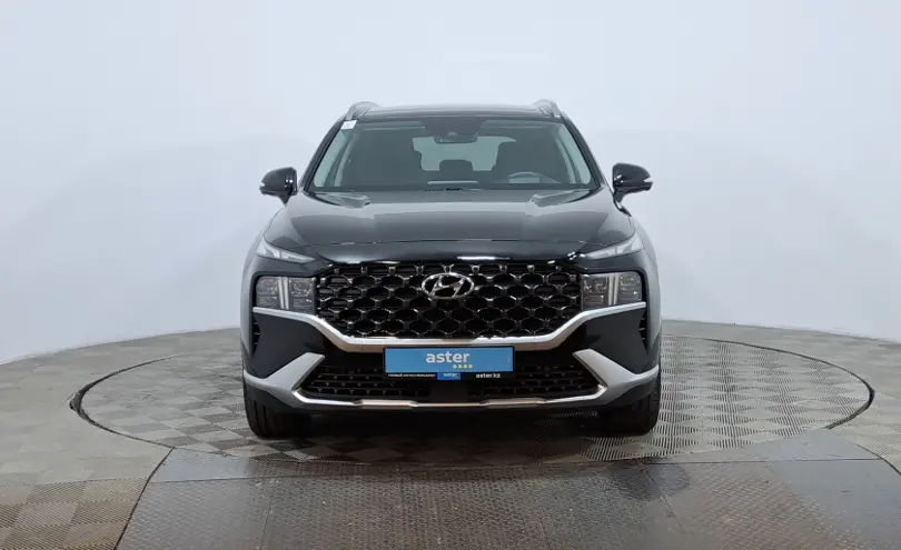 Hyundai Santa Fe 2021 года за 14 590 000 тг. в Астана фото 2