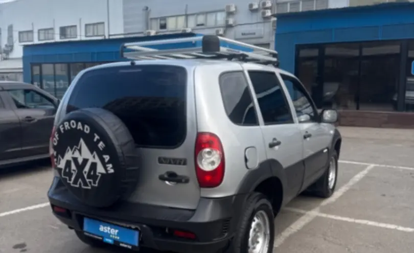 Chevrolet Niva 2013 года за 2 390 000 тг. в Алматы фото 3