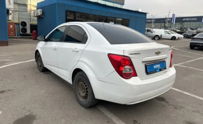 Chevrolet Aveo 2014 года за 2 490 000 тг. в Алматы фото 4
