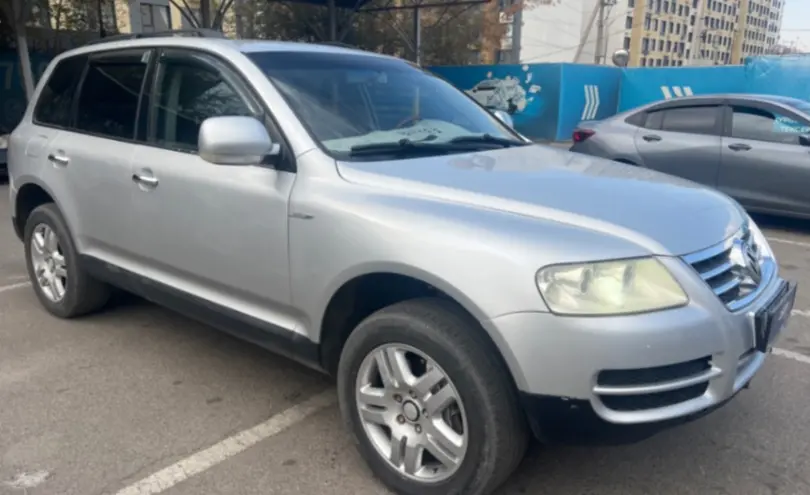 Volkswagen Touareg 2004 года за 3 290 000 тг. в Алматы фото 1