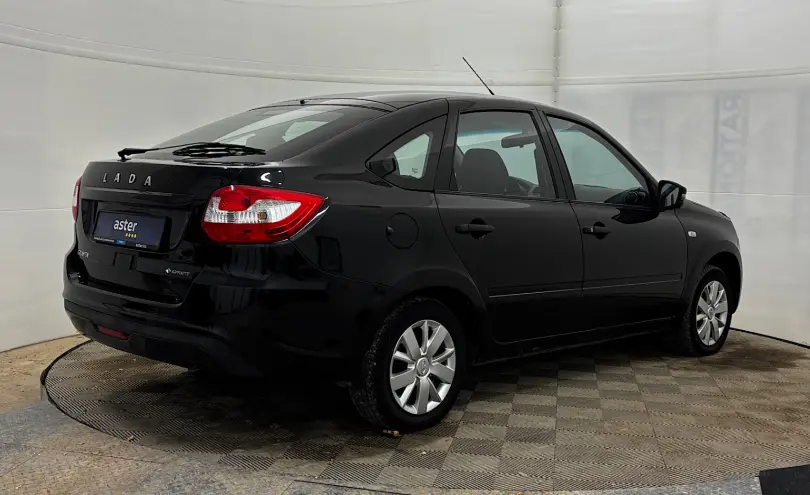LADA (ВАЗ) Granta 2019 года за 2 700 000 тг. в Актобе фото 5