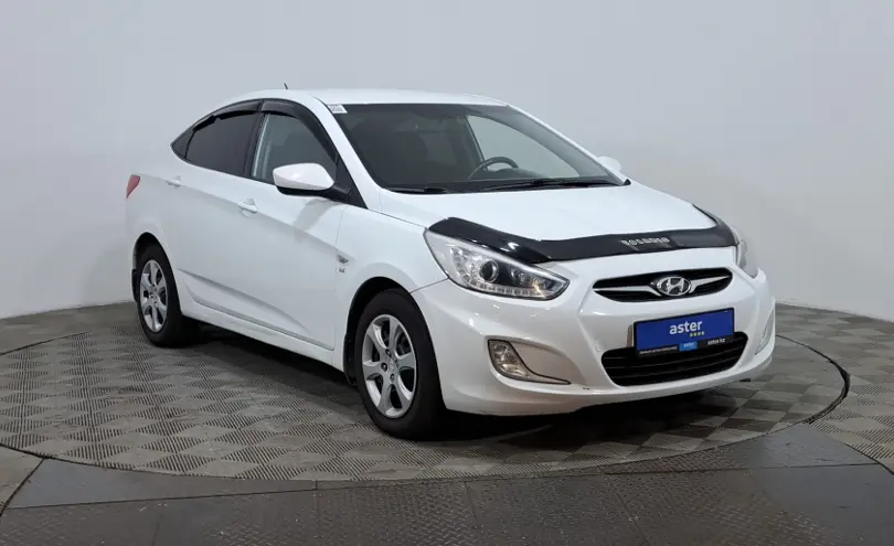 Hyundai Accent 2013 года за 4 890 000 тг. в Астана фото 3