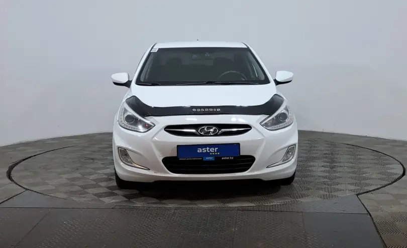 Hyundai Accent 2013 года за 4 890 000 тг. в Астана фото 2