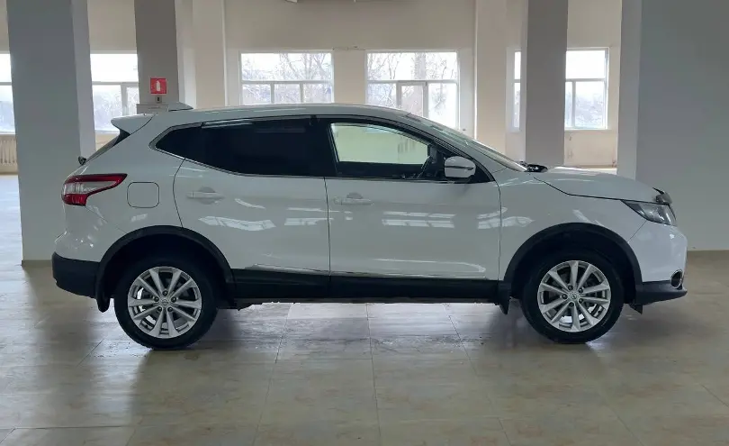 Nissan Qashqai 2018 года за 5 990 000 тг. в Актобе фото 4