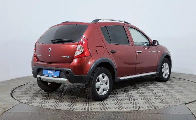 Renault Sandero 2014 года за 3 650 000 тг. в Астана фото 5
