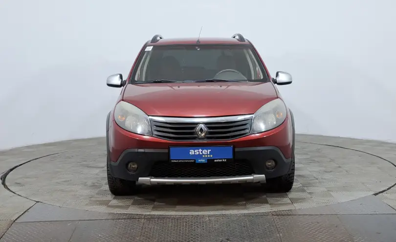 Renault Sandero 2014 года за 3 650 000 тг. в Астана фото 2