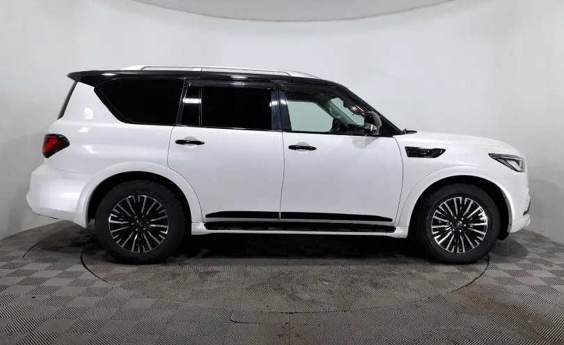 Infiniti QX80 2019 года за 17 490 000 тг. в Астана фото 4