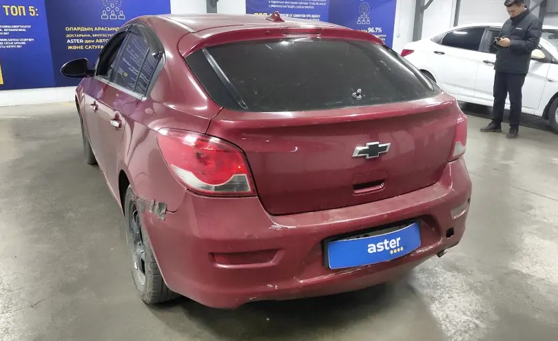 Chevrolet Cruze 2013 года за 1 990 000 тг. в Астана фото 4