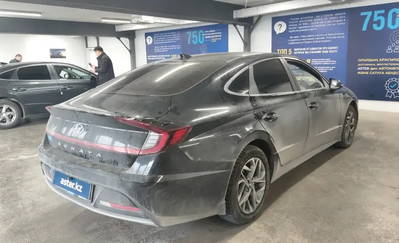 Hyundai Sonata 2022 года за 9 990 000 тг. в Астана фото 3