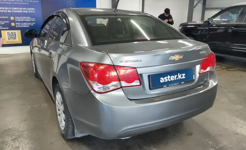 Chevrolet Cruze 2012 года за 3 990 000 тг. в Астана фото 4