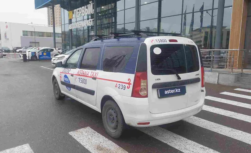 LADA (ВАЗ) Largus 2017 года за 3 150 000 тг. в Астана фото 4