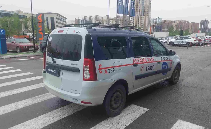 LADA (ВАЗ) Largus 2017 года за 3 150 000 тг. в Астана фото 3