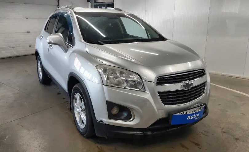 Chevrolet Tracker 2015 года за 4 290 000 тг. в Астана фото 2