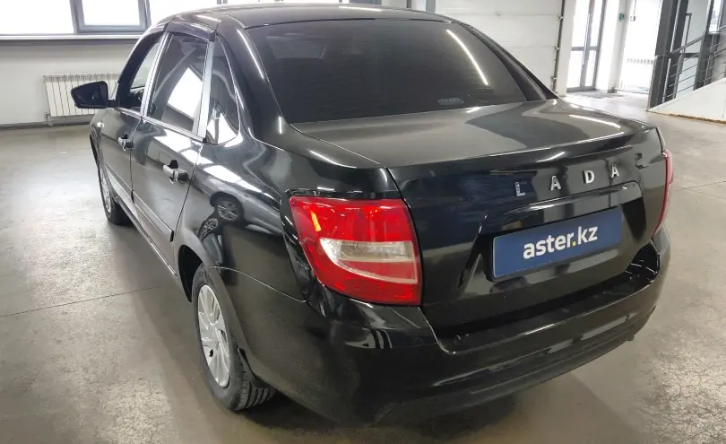 LADA (ВАЗ) Granta 2019 года за 2 800 000 тг. в Астана фото 4