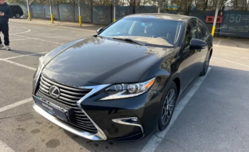 Lexus ES 2016 года за 15 990 000 тг. в Алматы фото 1