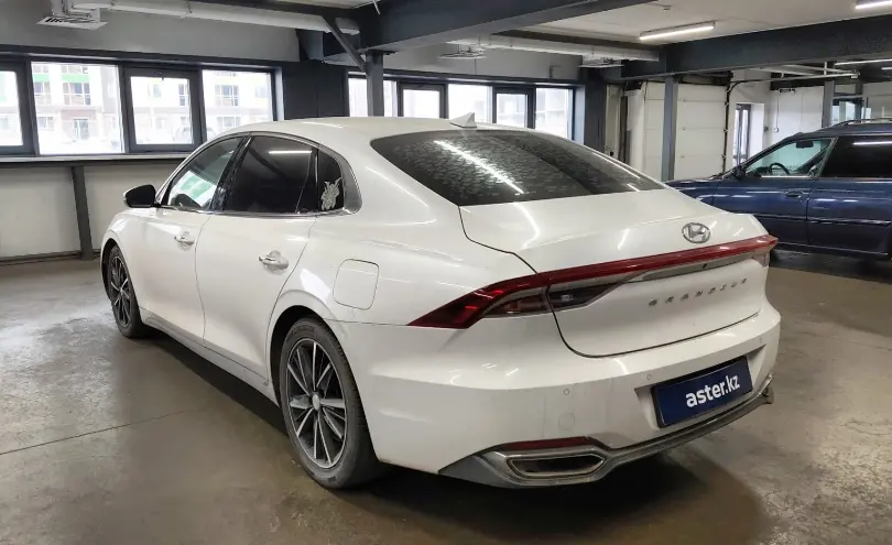 Hyundai Grandeur 2020 года за 9 490 000 тг. в Астана фото 4