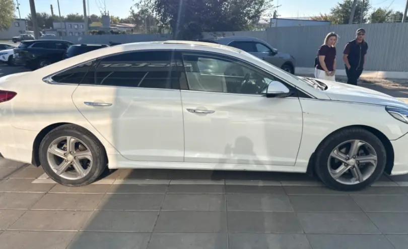 Hyundai Sonata 2019 года за 8 500 000 тг. в Уральск фото 4