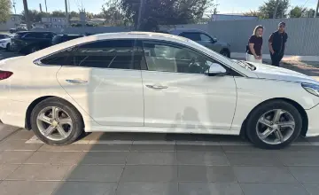 Hyundai Sonata 2019 года за 8 500 000 тг. в Уральск фото 4