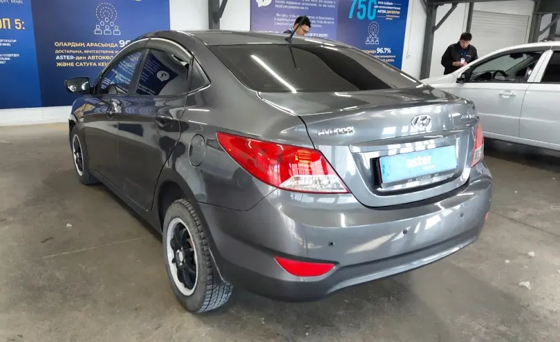 Hyundai Solaris 2013 года за 5 000 000 тг. в Астана фото 4