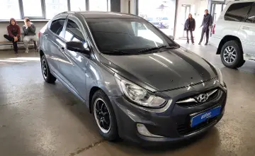 Hyundai Solaris 2013 года за 5 000 000 тг. в Астана фото 2