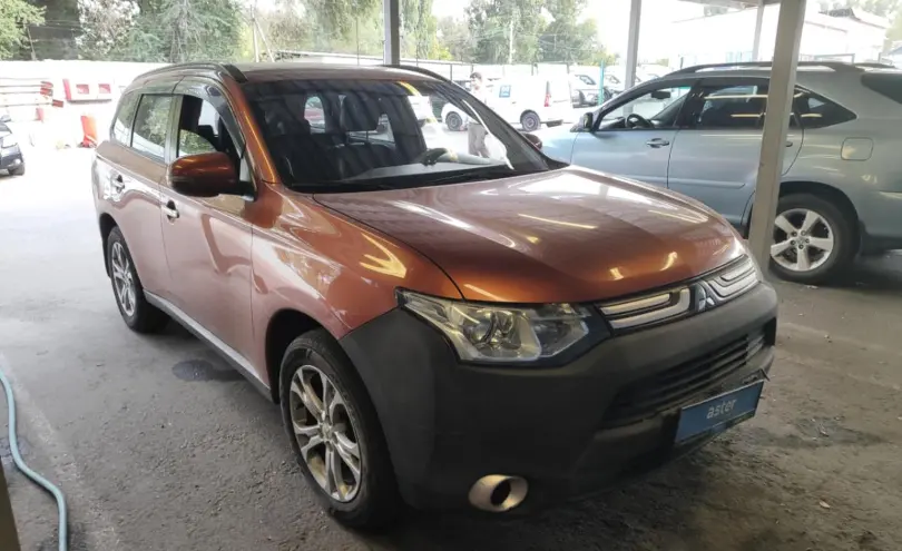 Mitsubishi Outlander 2012 года за 6 000 000 тг. в Алматы фото 3