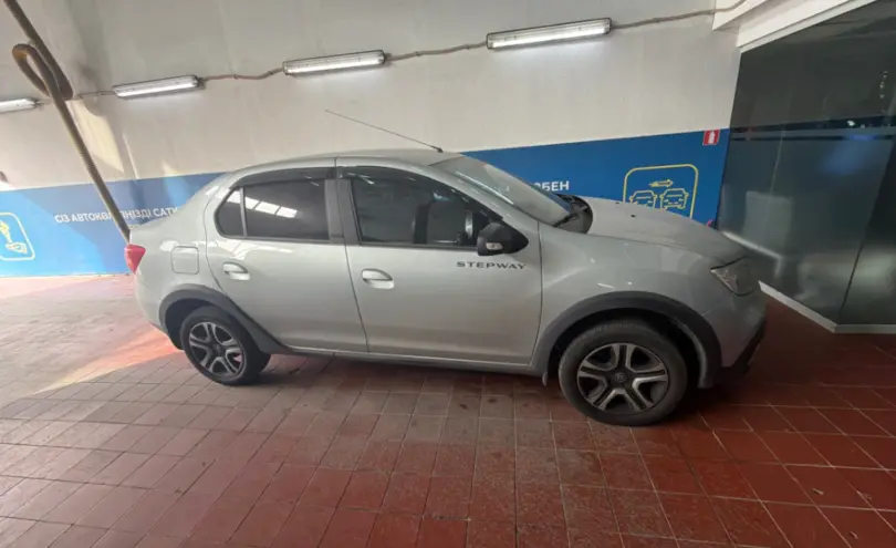 Renault Logan 2021 года за 6 000 000 тг. в Астана фото 4