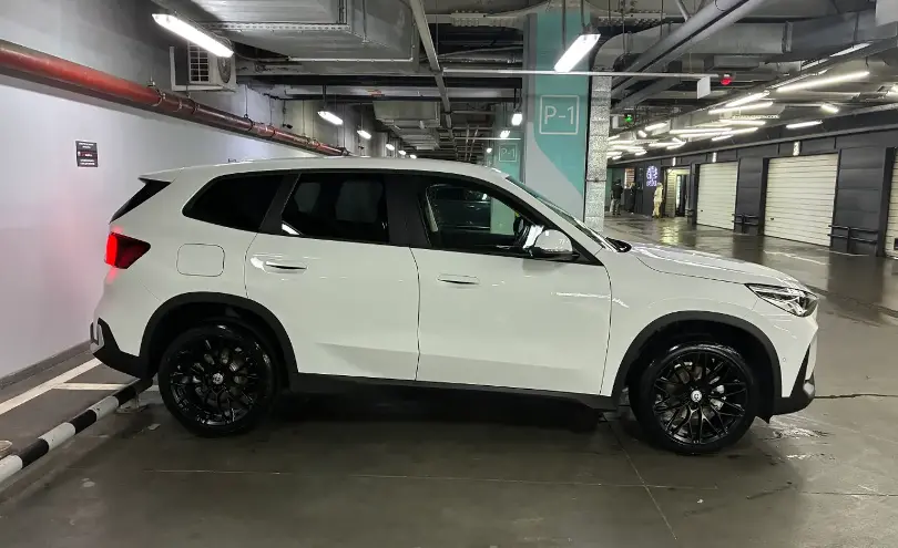 BMW X1 2024 года за 19 000 000 тг. в Алматы фото 3