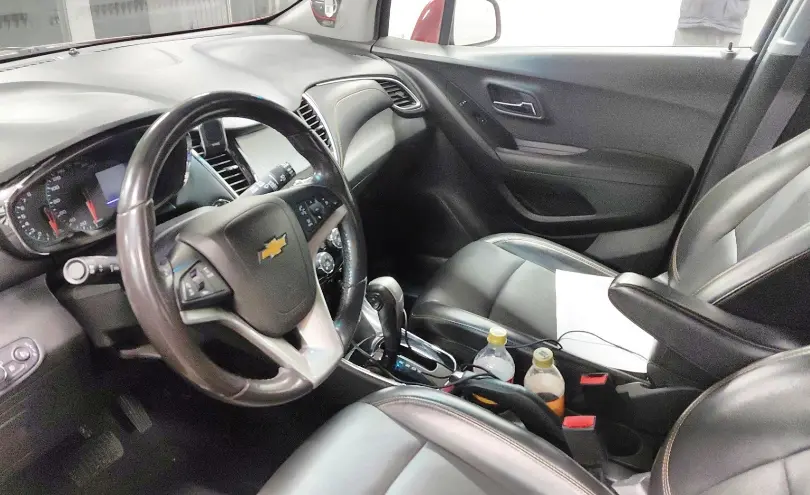 Chevrolet Trax 2019 года за 6 600 000 тг. в Астана фото 5