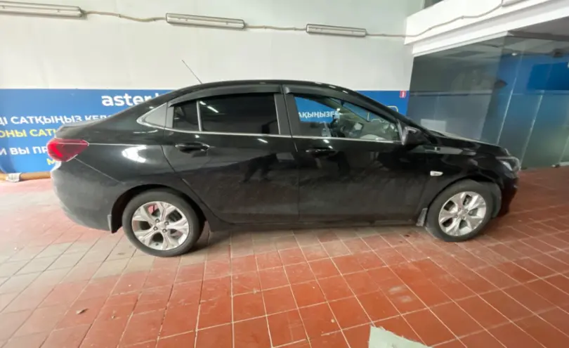 Chevrolet Onix 2024 года за 5 000 000 тг. в Астана фото 4