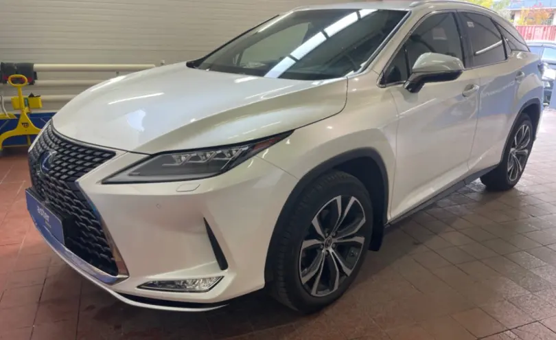 Lexus RX 2022 года за 25 000 000 тг. в Астана