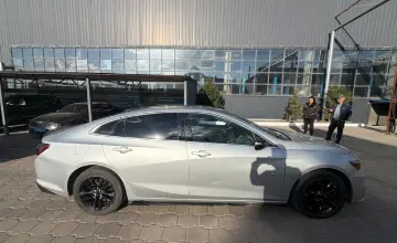Chevrolet Malibu 2018 года за 7 500 000 тг. в Караганда фото 4