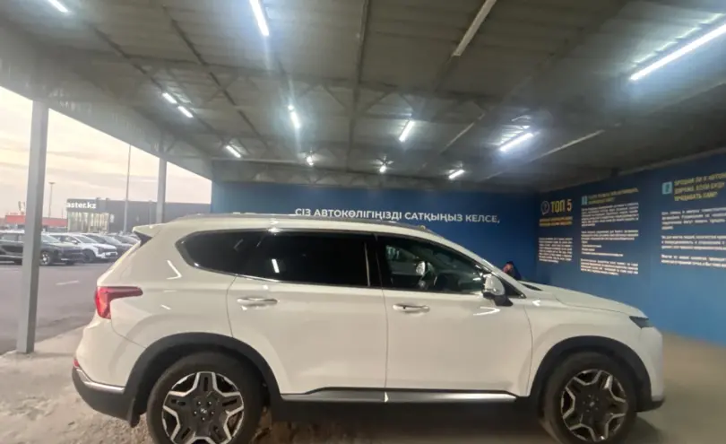 Hyundai Santa Fe 2023 года за 15 500 000 тг. в Алматы фото 4