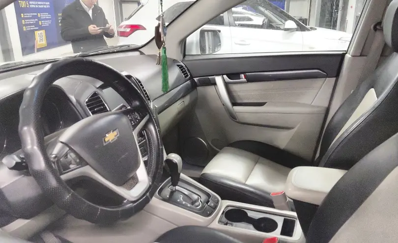 Chevrolet Captiva 2018 года за 9 000 000 тг. в Астана фото 5