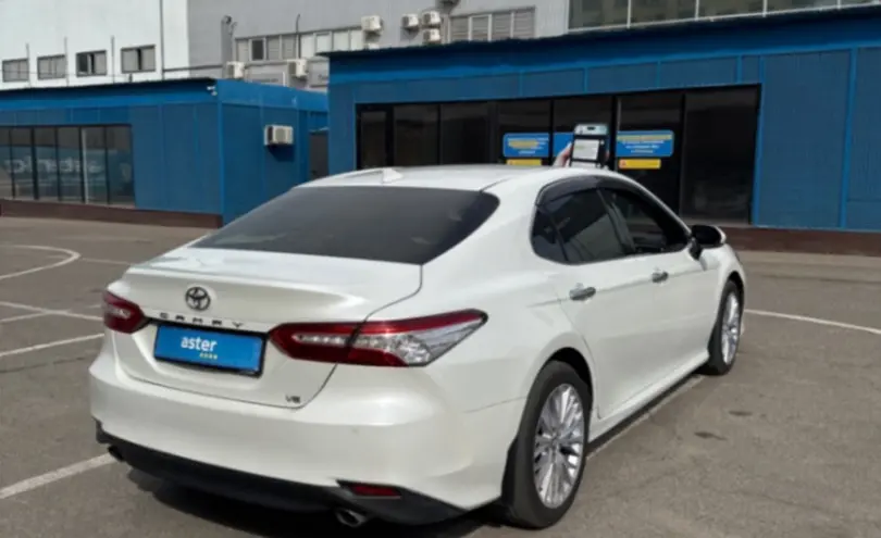 Toyota Camry 2019 года за 15 000 000 тг. в Алматы фото 3