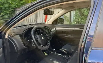 Mitsubishi Outlander 2015 года за 8 500 000 тг. в Алматы