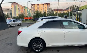 Toyota Camry 2014 года за 9 000 000 тг. в Алматы фото 4