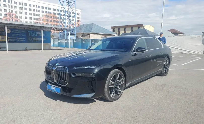 BMW 7 серии 2024 года за 58 000 000 тг. в Шымкент фото 1