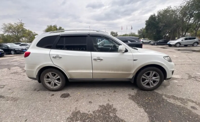 Hyundai Santa Fe 2011 года за 7 000 000 тг. в Актобе фото 4