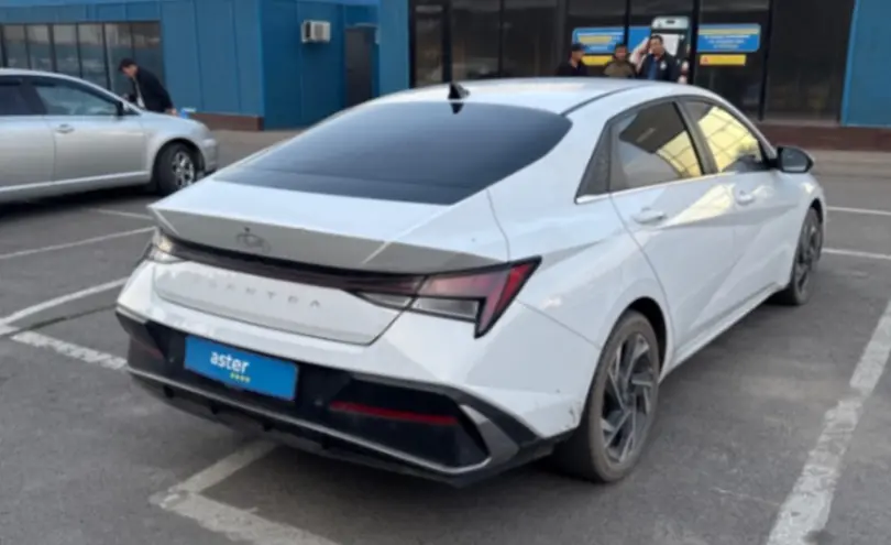 Hyundai Elantra 2024 года за 7 500 000 тг. в Алматы фото 3