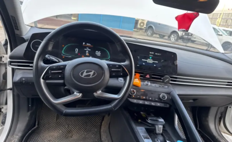 Hyundai Elantra 2024 года за 7 500 000 тг. в Алматы фото 5