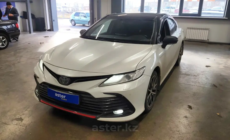 Toyota Camry 2022 года за 15 000 000 тг. в Астана